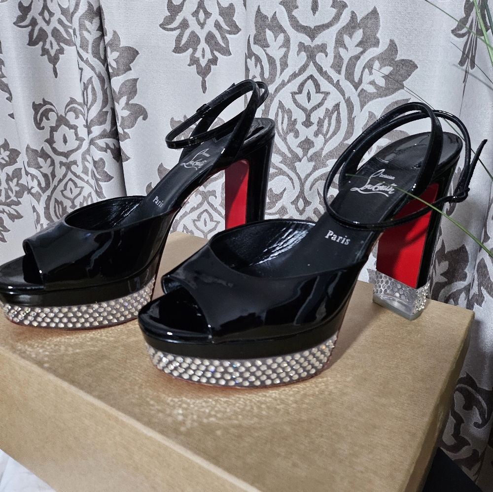 Christian Louboutin Cassandrina Alta 130 – Black Patent Leather - Size 41